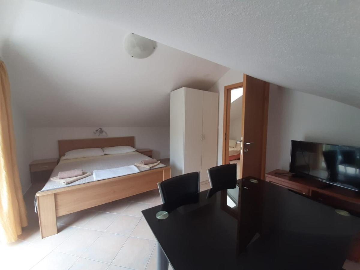 Apartments Nina Promajna Kültér fotó