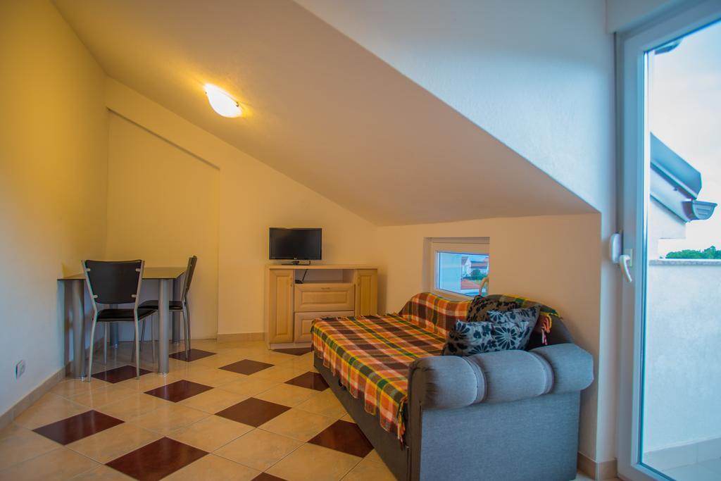 Apartments Nina Promajna Kültér fotó